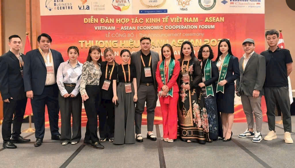 Gặp gỡ Đối tác Quốc tế
